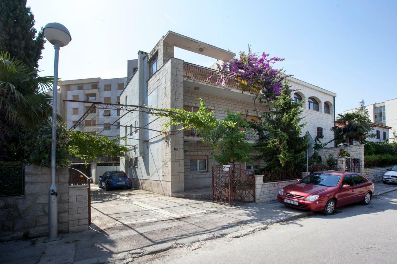 Apartment Dolores Split Exterior photo